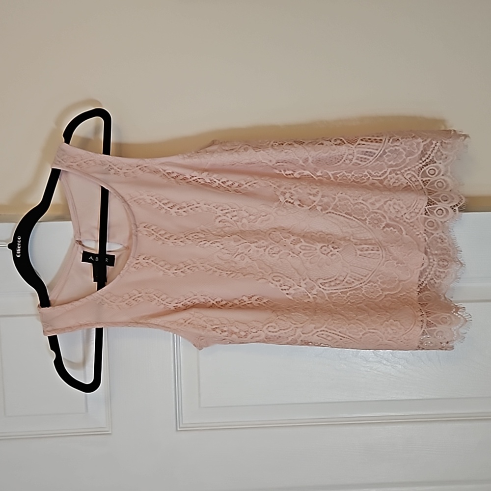 A. Byer top Pink Medium